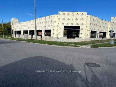 6 Spicer Sq | Clarington | Image