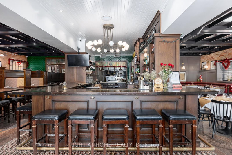 955 Gerrard St E, Toronto, M4M 1Z4 | Image 3