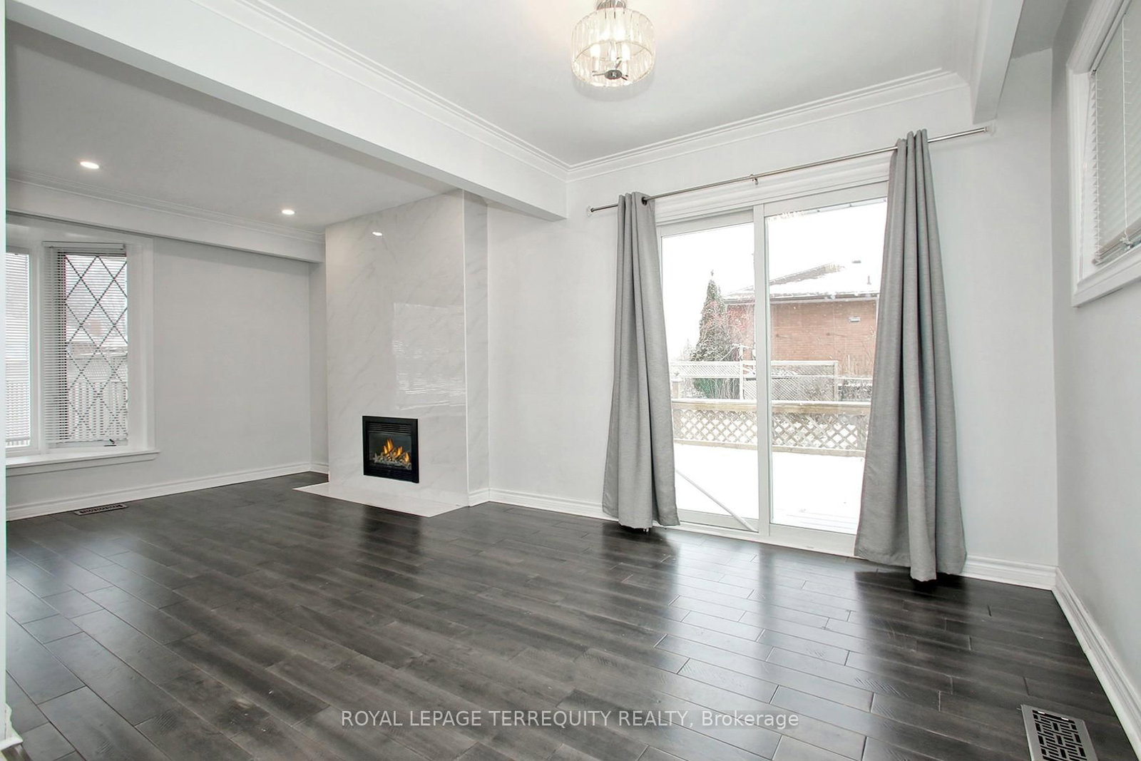 Detached House for lease at 1 Barnes Crescent, Toronto, Ontario, M1G 1Z8 - Woburn - MLS: E12830924