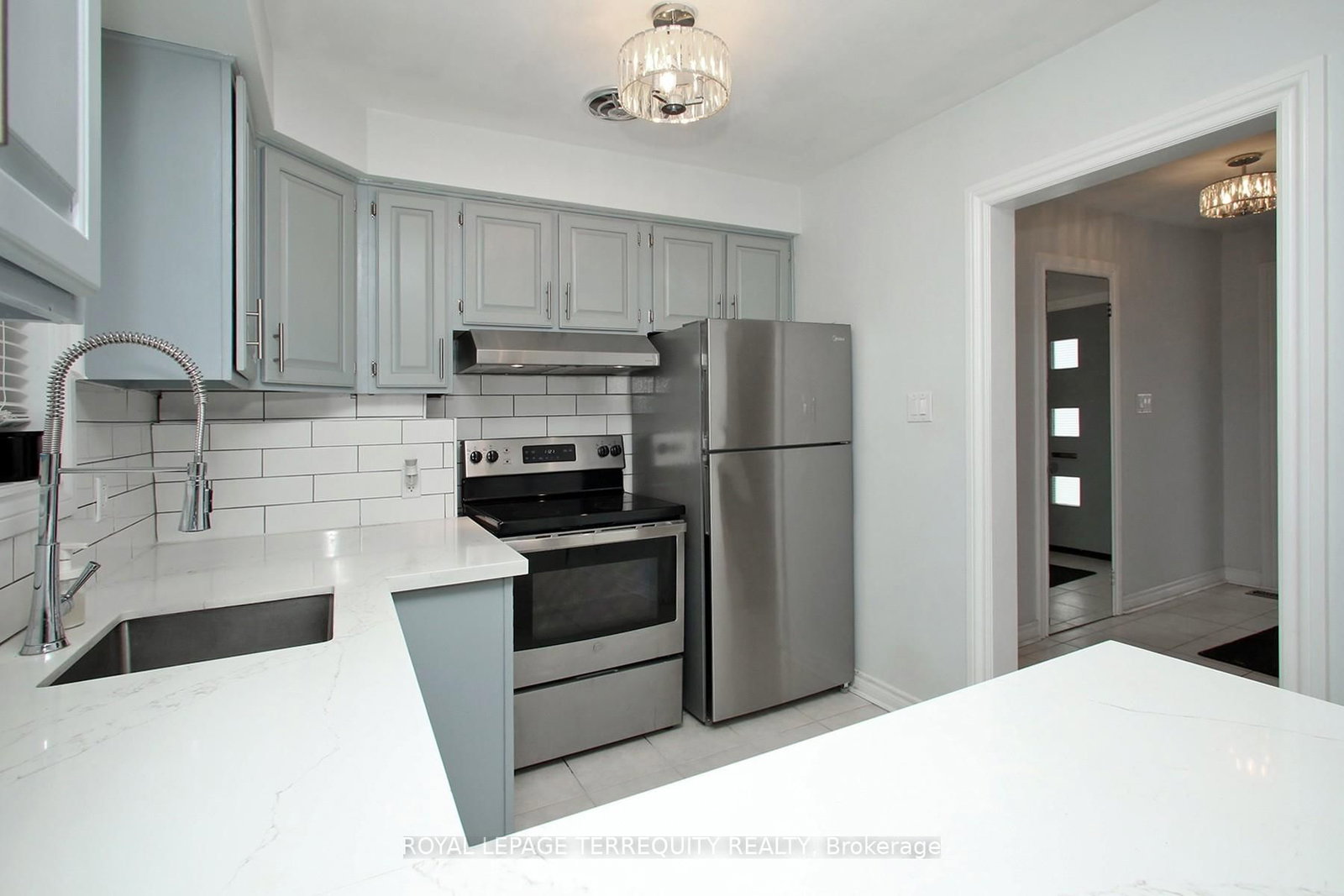 Detached House for lease at 1 Barnes Crescent, Toronto, Ontario, M1G 1Z8 - Woburn - MLS: E12830924