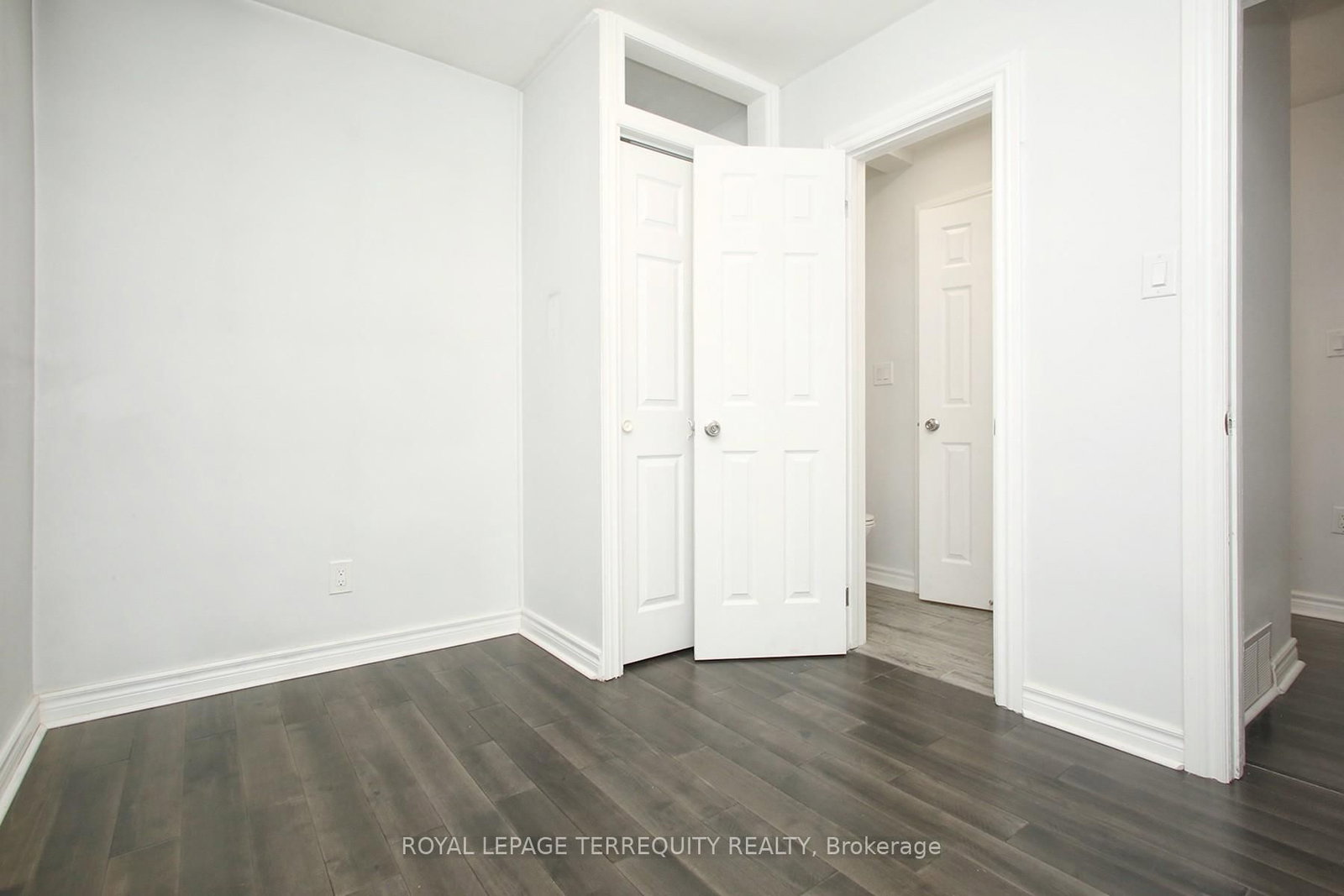 Detached House for lease at 1 Barnes Crescent, Toronto, Ontario, M1G 1Z8 - Woburn - MLS: E12830924