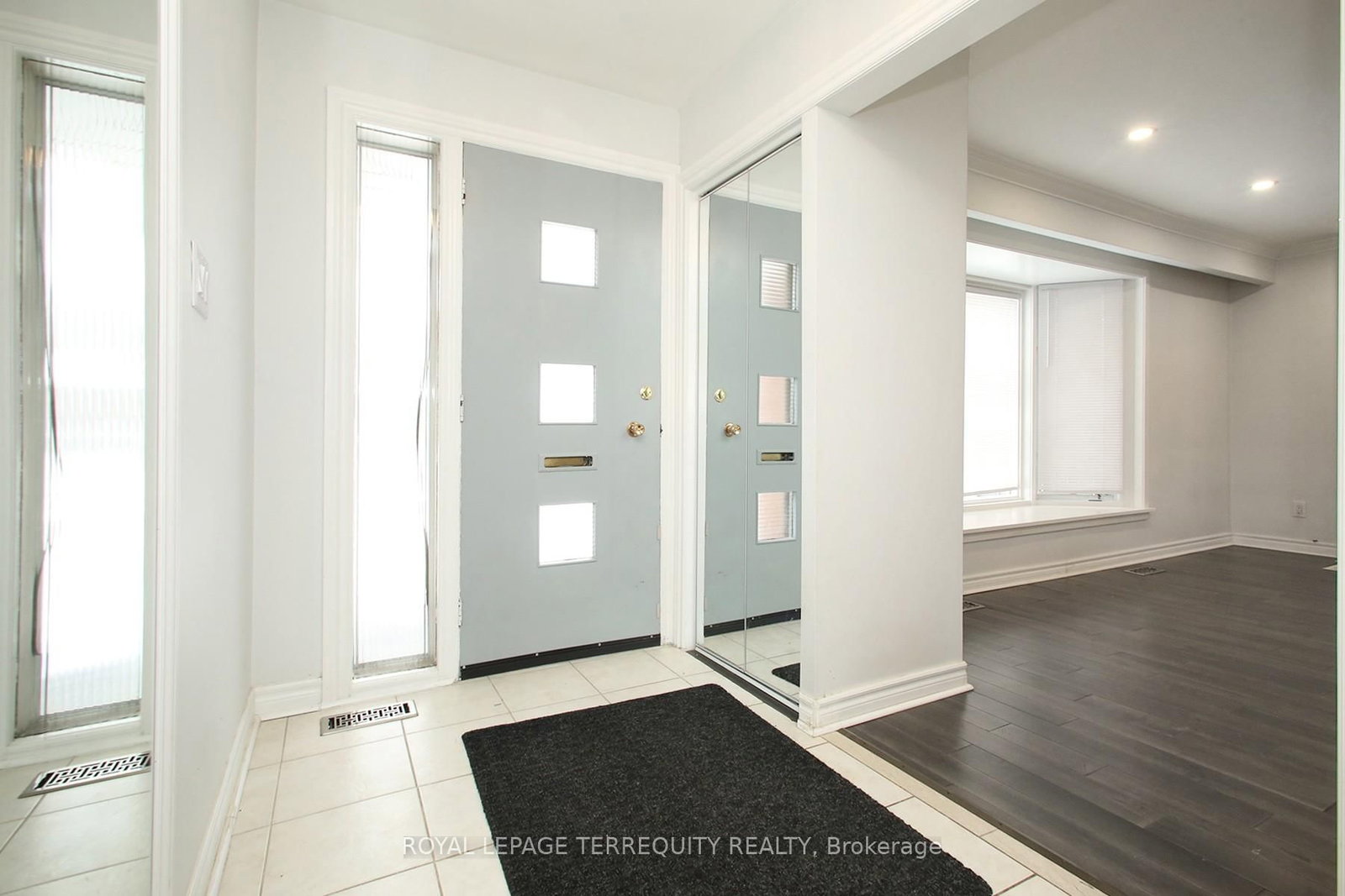 Detached House for lease at 1 Barnes Crescent, Toronto, Ontario, M1G 1Z8 - Woburn - MLS: E12830924