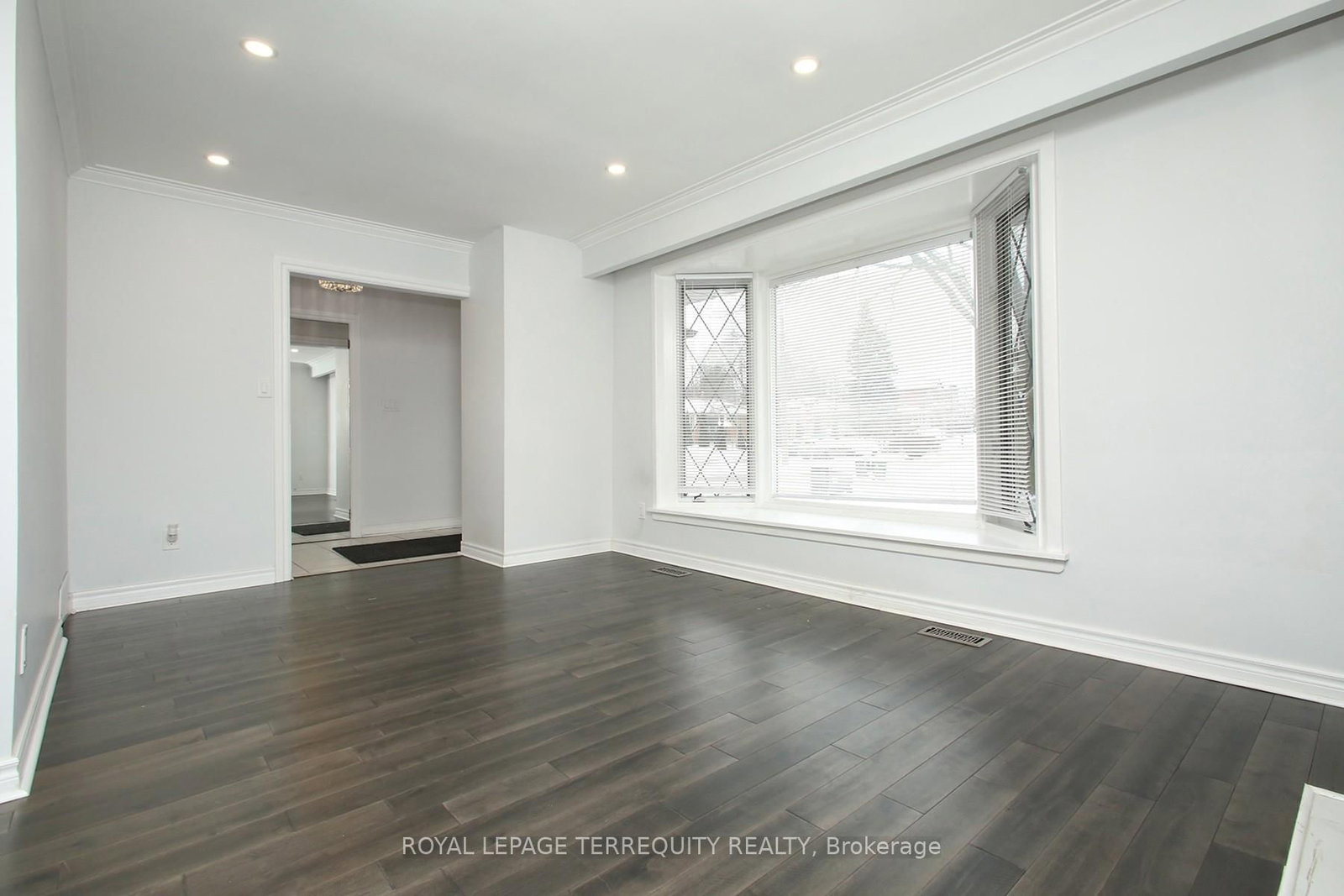 Detached House for lease at 1 Barnes Crescent, Toronto, Ontario, M1G 1Z8 - Woburn - MLS: E12830924