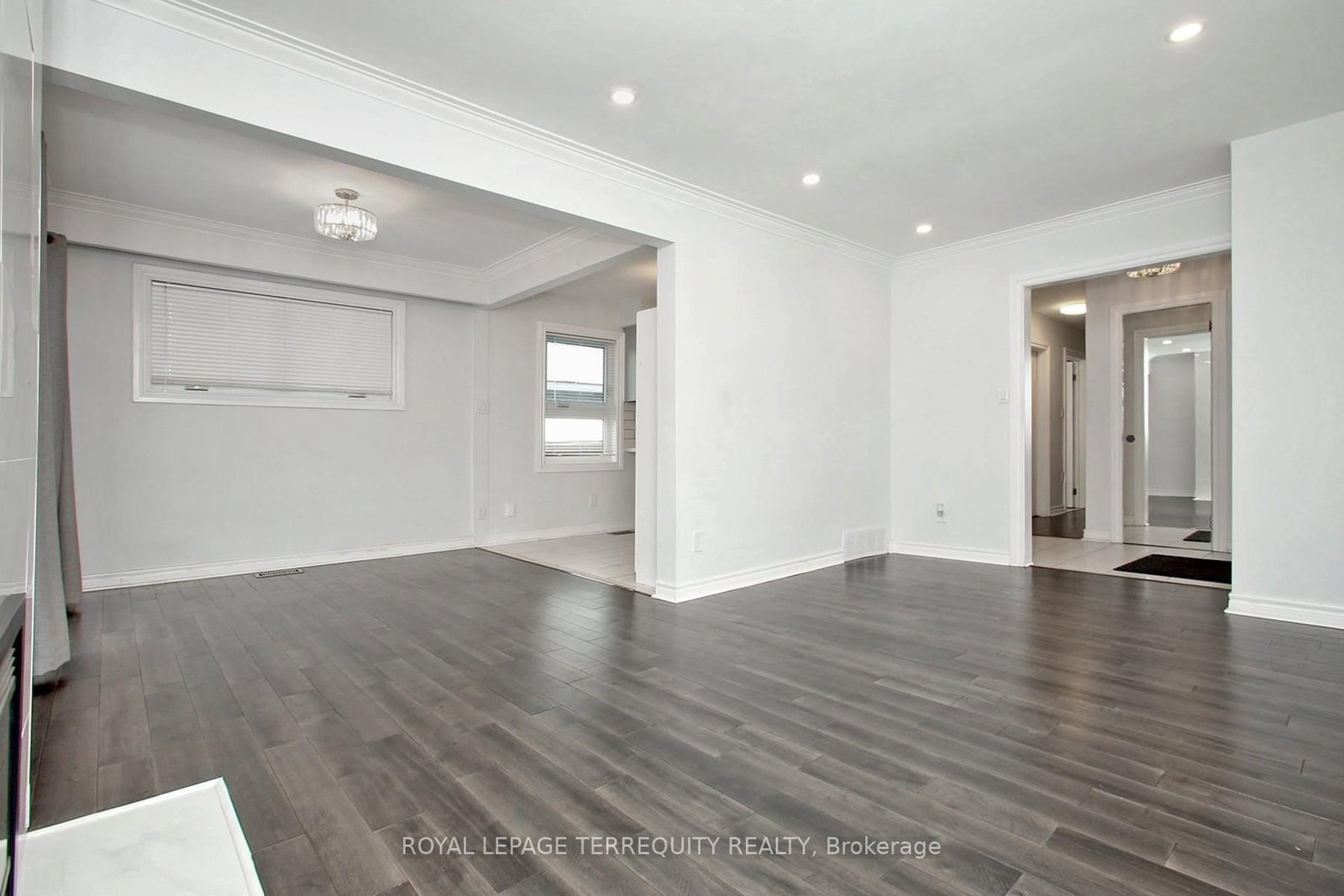 Detached House for lease at 1 Barnes Crescent, Toronto, Ontario, M1G 1Z8 - Woburn - MLS: E12830924