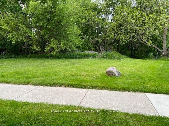 72 Meadowvale Road • Toronto, ON photo 8