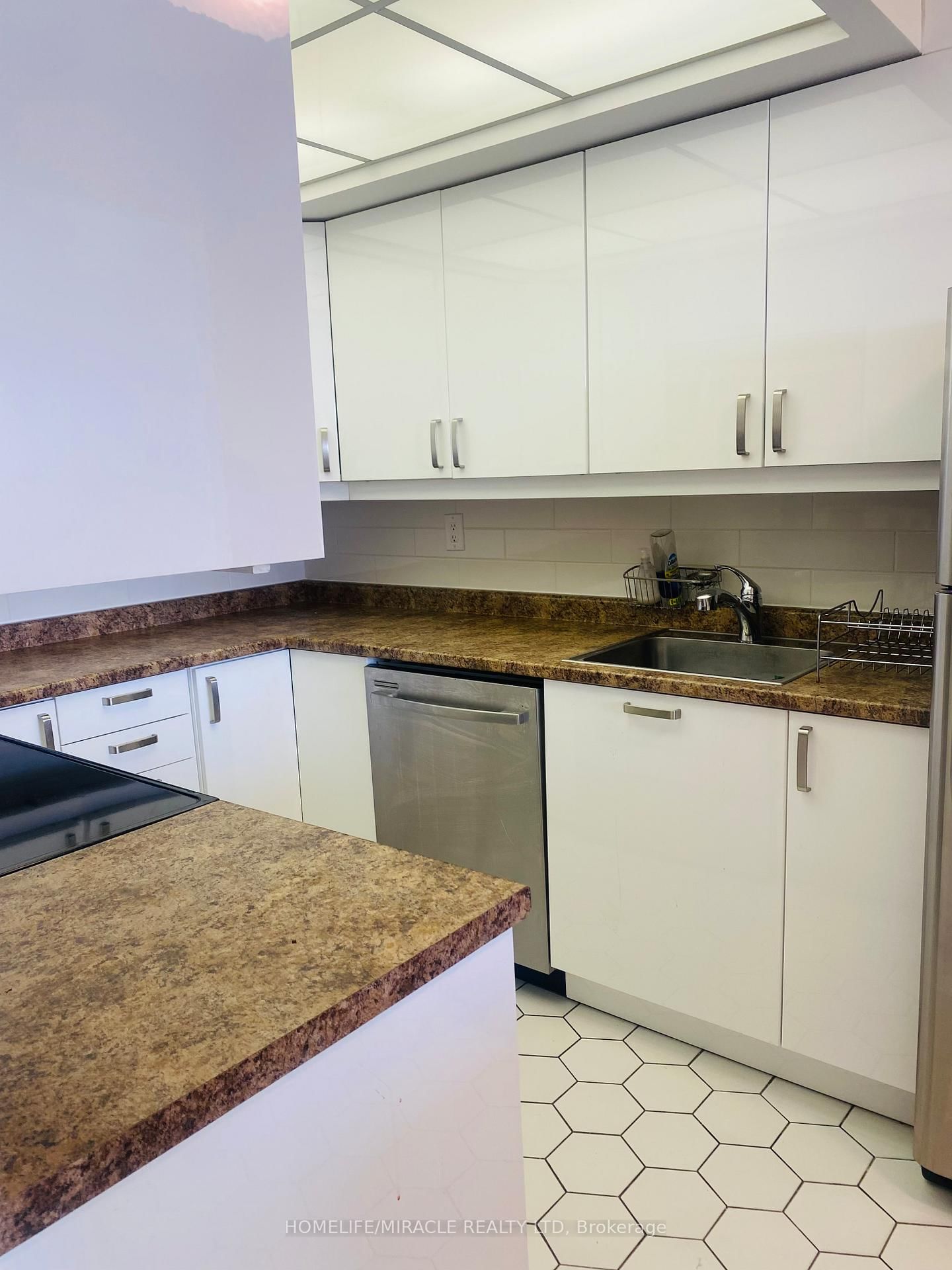 Condo for lease at 1908-121 Ling Road, Toronto, Ontario, M1E 4Y2 - West Hill - MLS: E12831832