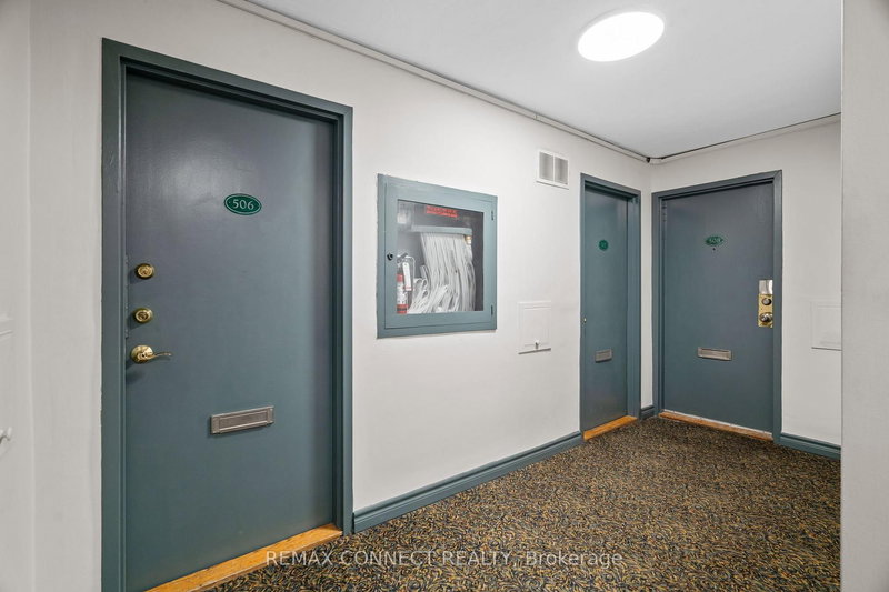 506 - 825 Kennedy Rd, Toronto, M1K 2E6 | Image 2