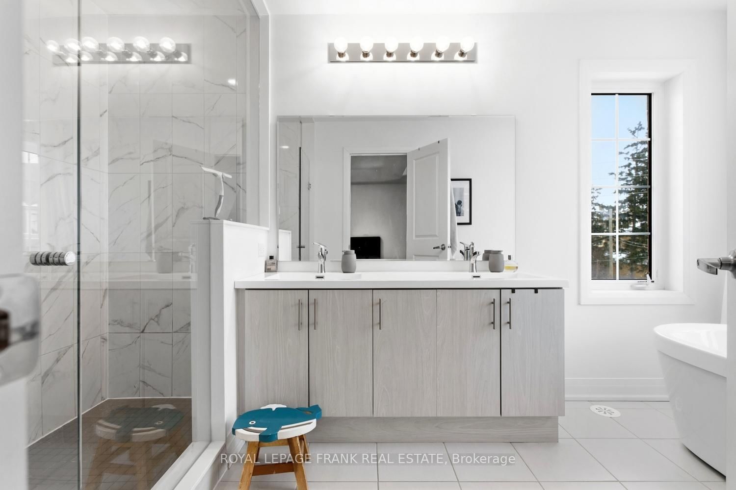 58 Selfridge Way - Photo 22