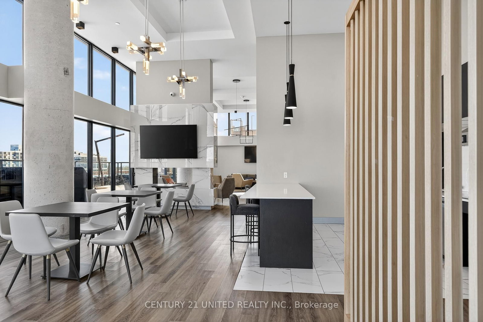 80 Bond Street E, Unit 1807 - Photo 14