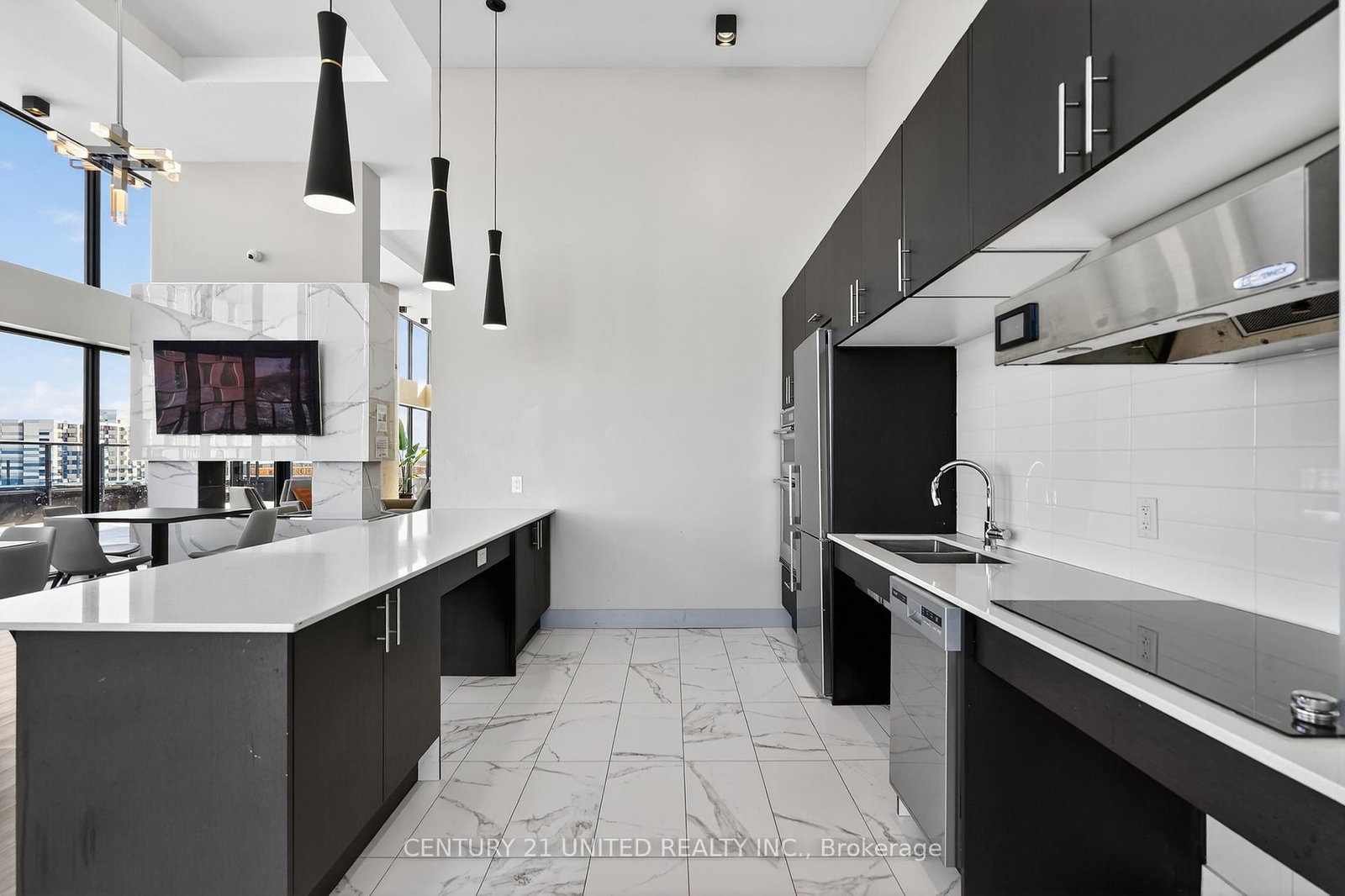 80 Bond Street E, Unit 1807 - Photo 16