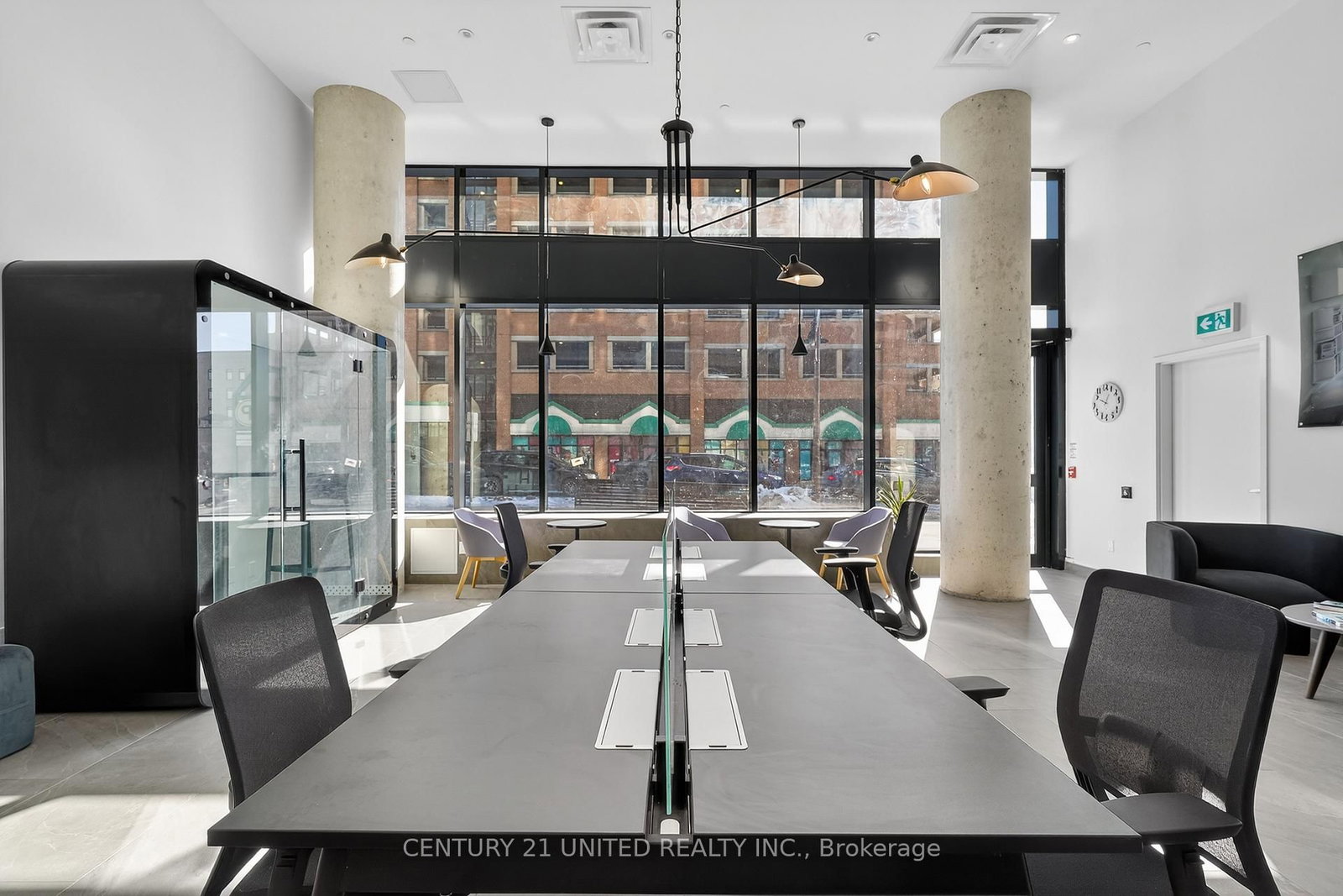 80 Bond Street E, Unit 1807 - Photo 18