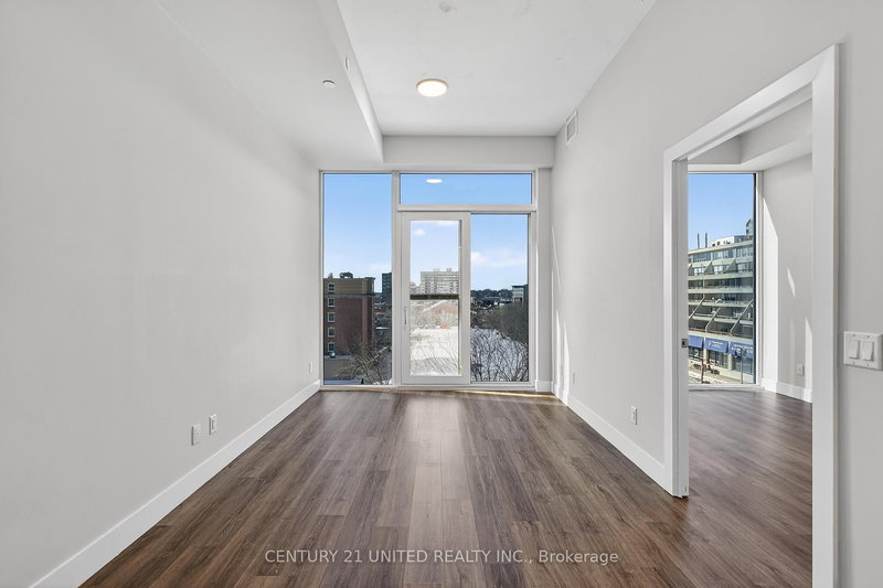 home for lease on 602-80 Bond Street E