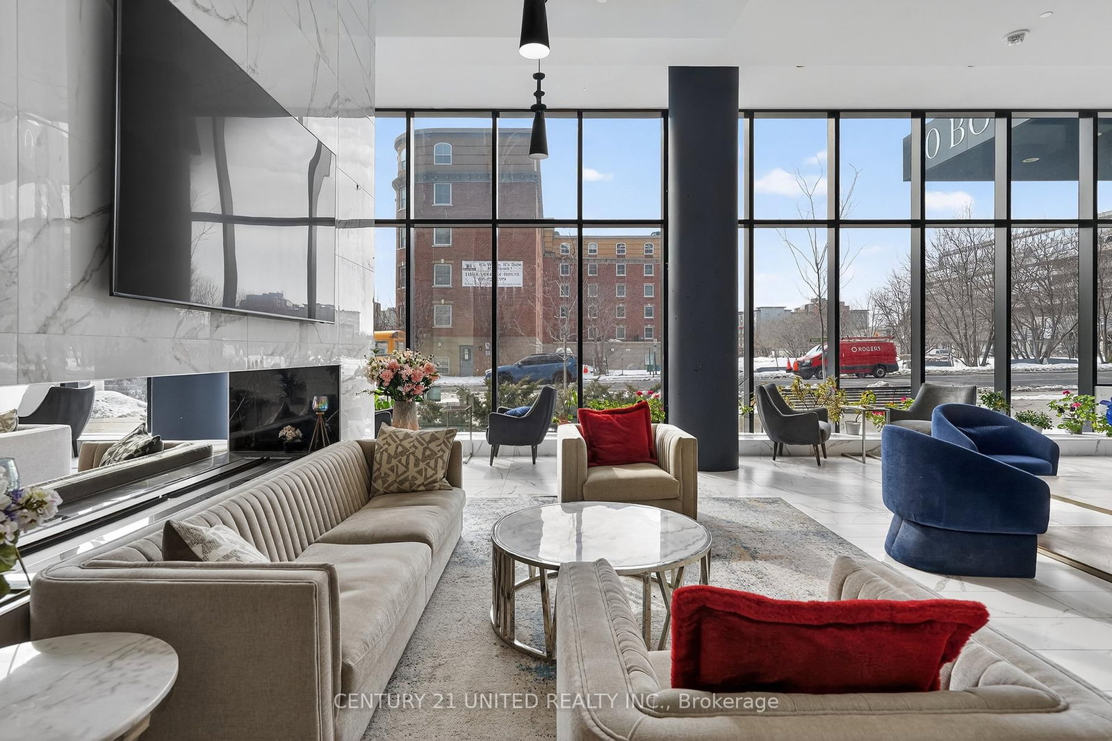 80 Bond Street E, Unit 602 - Photo 19