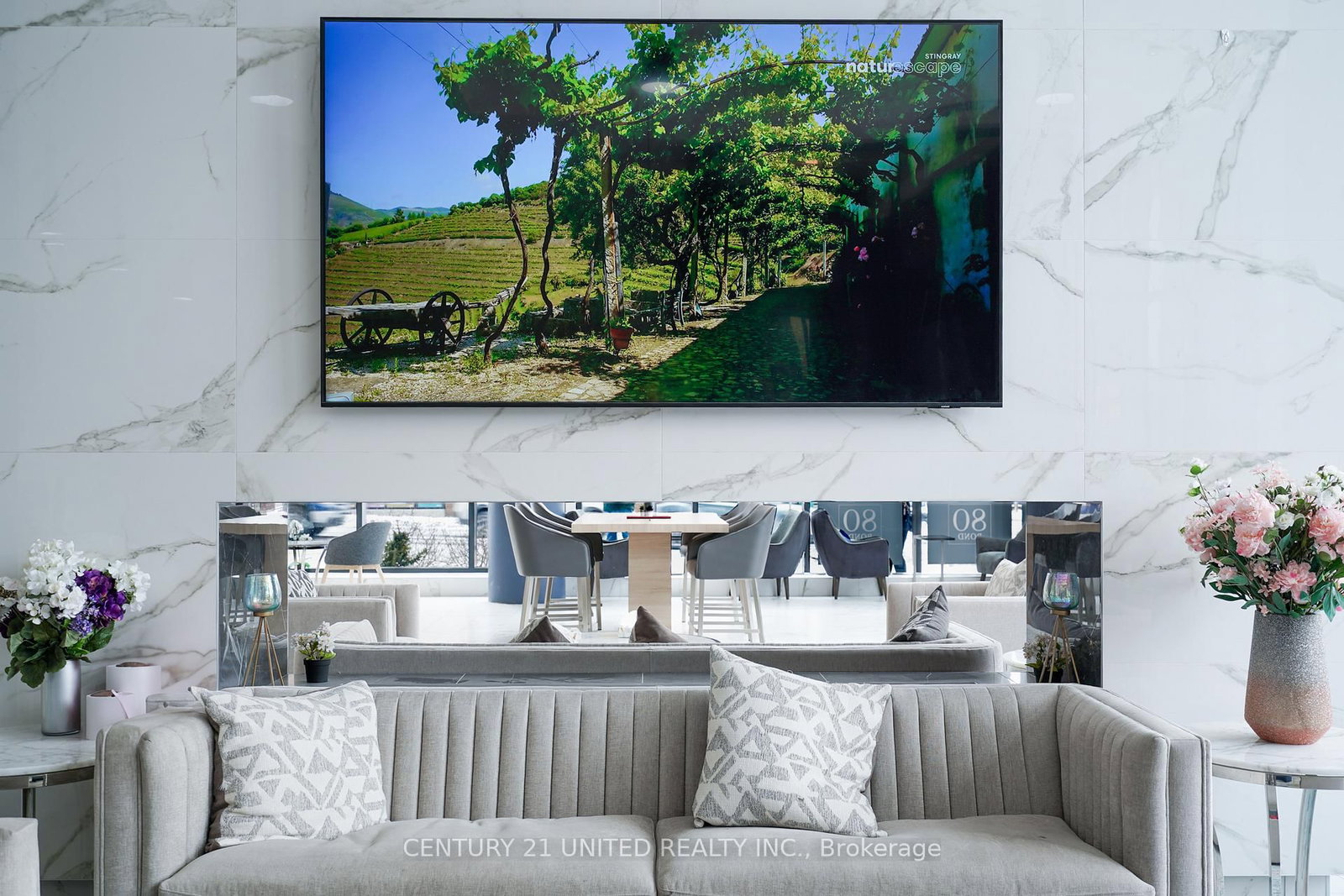 80 Bond Street E, Unit 602 - Photo 20