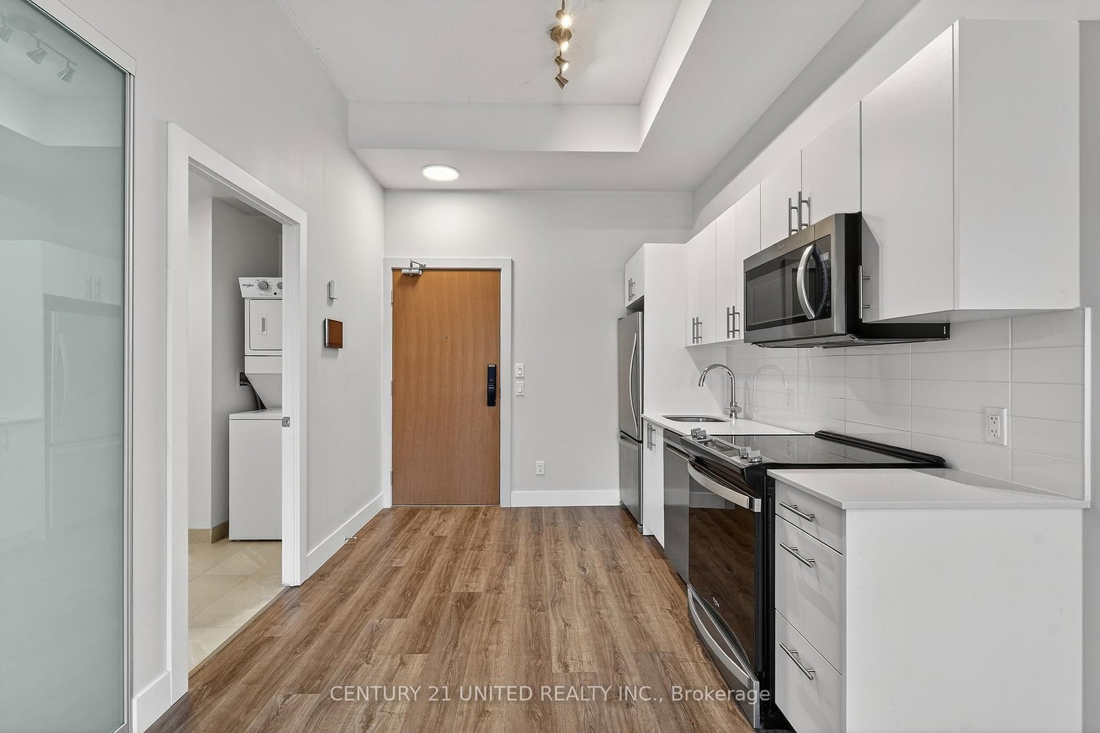 80 Bond Street E, Unit 602 - Photo 3