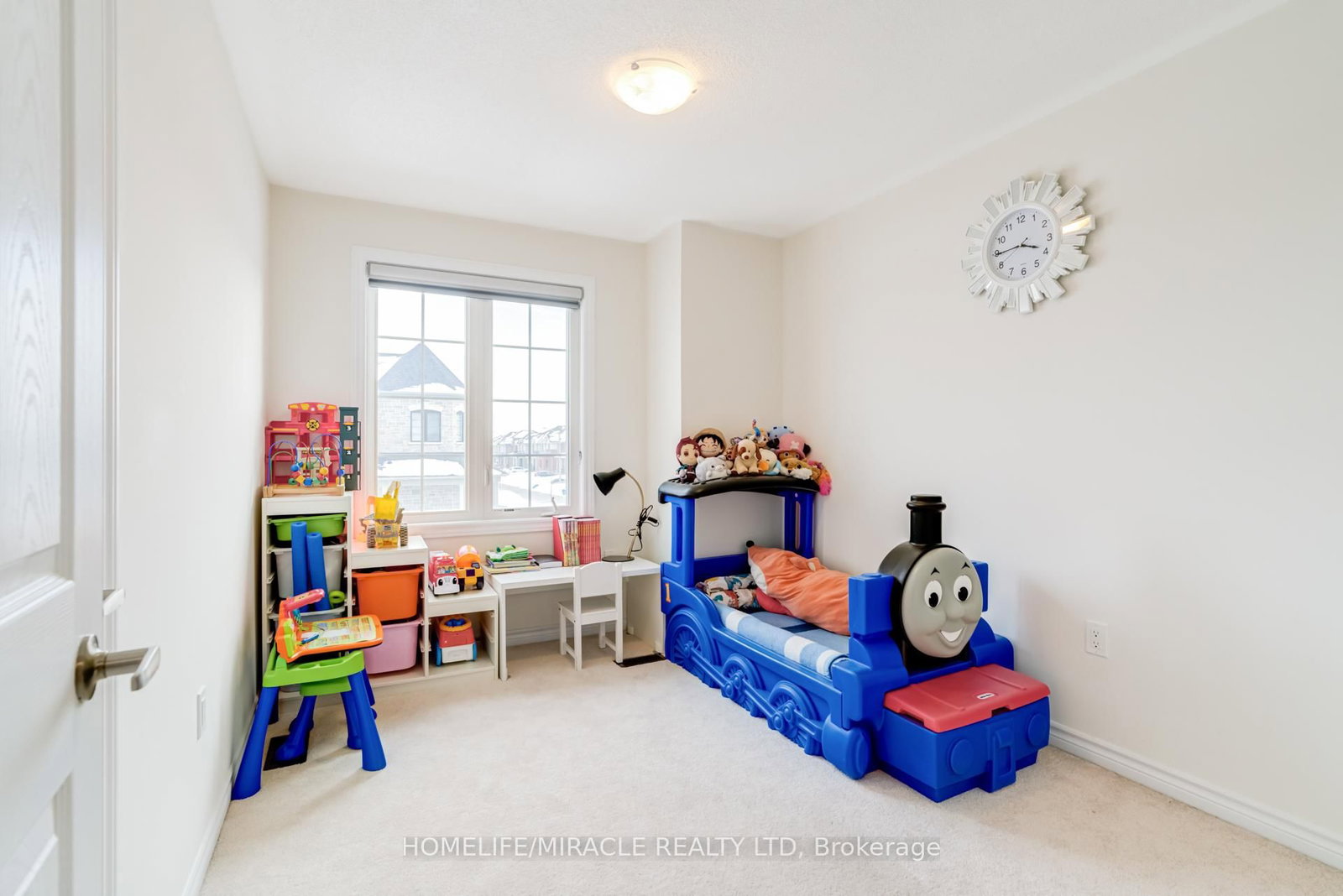 283 Fleetwood Dr, Oshawa, view 32