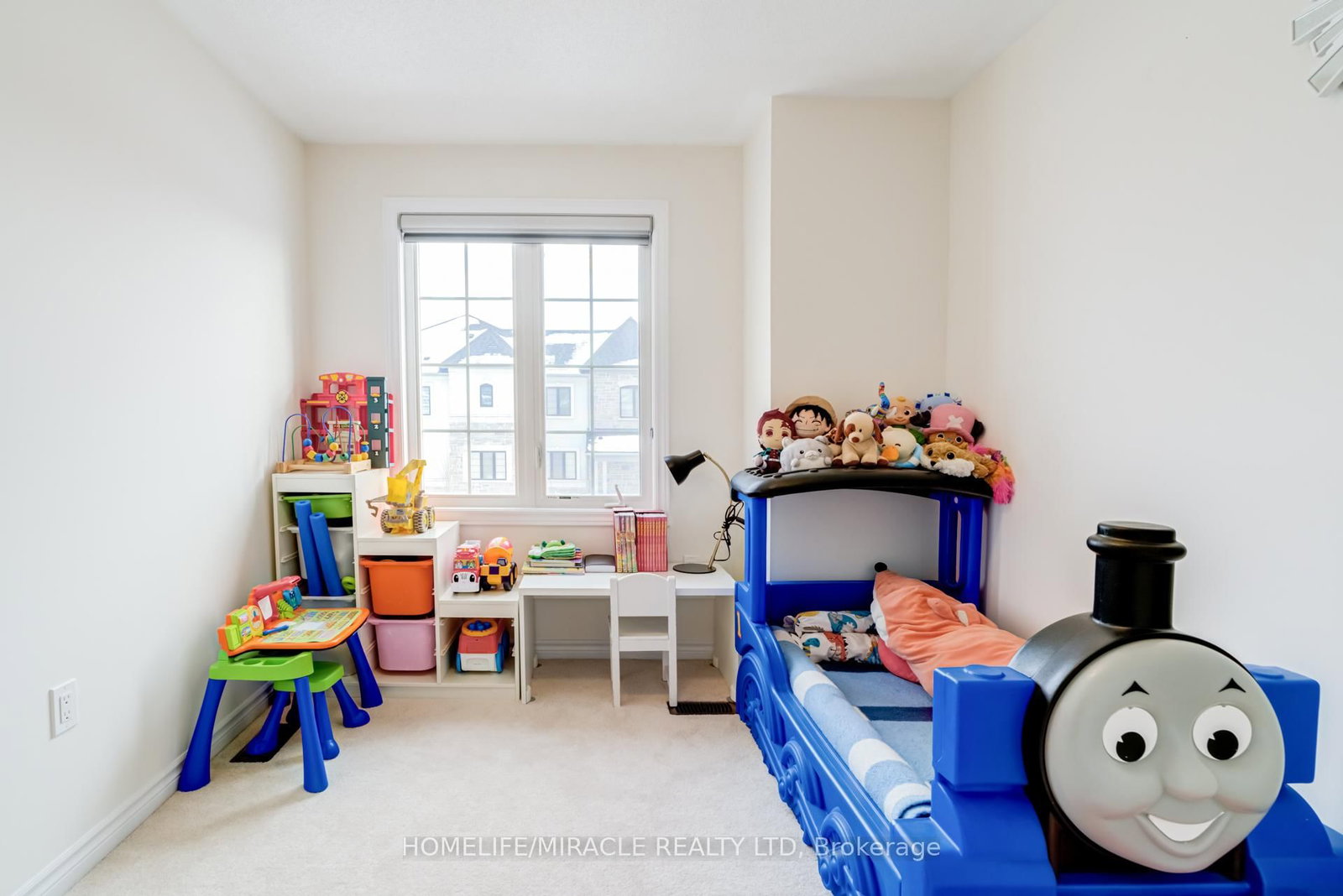 283 Fleetwood Dr, Oshawa, view 33