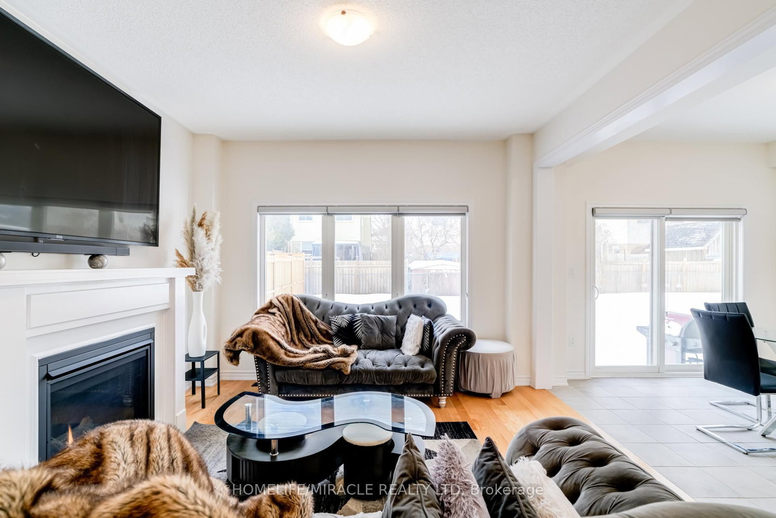 283 Fleetwood Dr, Oshawa, view 8