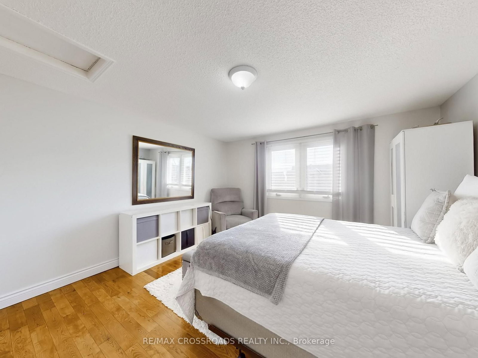 Detached House for sale at 64 Sable Crescent, Whitby, Ontario, L1R 1Y6 - Rolling Acres - MLS: E12833942