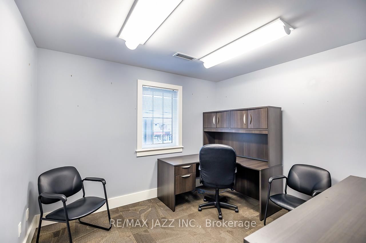 193 King Street E - Photo 25