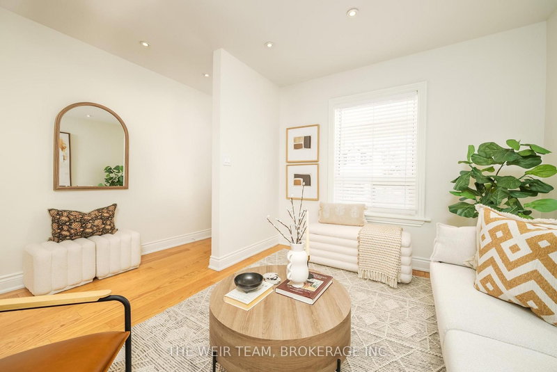 10 Eldon Ave, Toronto, M4C 5G1 | Image 3