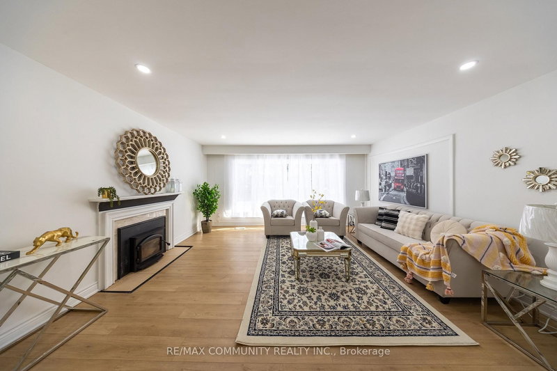 180 Severn St, Oshawa, L1J 6R7 | Image 2