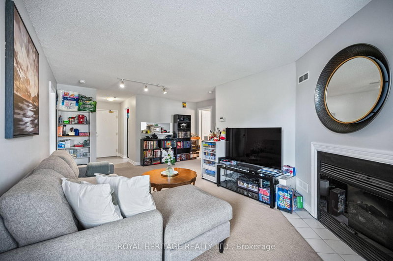 303 - 195 Lake Driveway W, Ajax, L1S 7H7 | Image 3