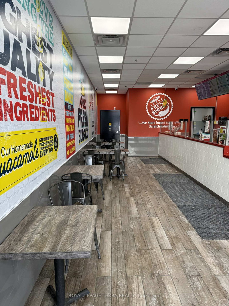 103 - 1635 Durham Regional Highway 2 Highway, Clarington, L1E 2R7 | Image 3