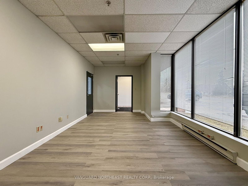 6 - 50 Tiffield Rd, Toronto, M1V 5B7 | Image 3