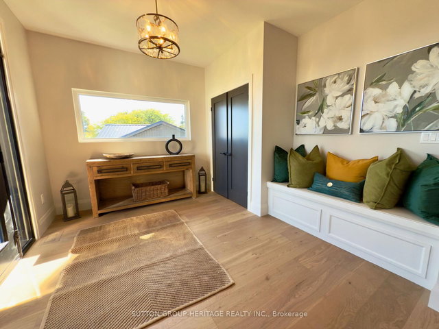 16 Coulcliff Boulevard