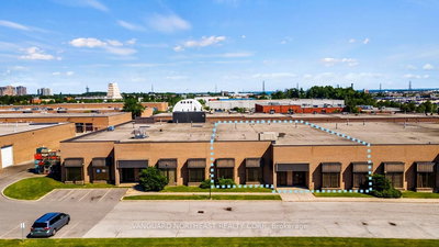 3-4 - 40 Tiffield Rd | Toronto | Image