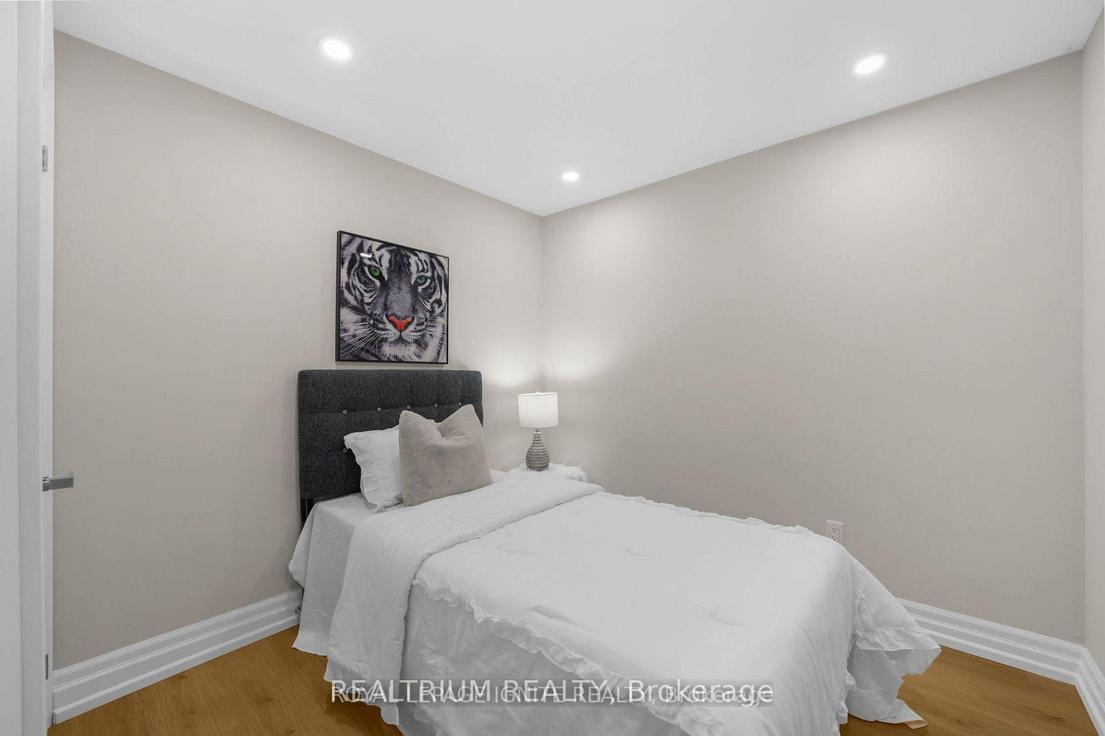 Detached House for lease at 30 Blackbird Gate, Toronto, Ontario, M1B 6B2 - Malvern - MLS: E12837572