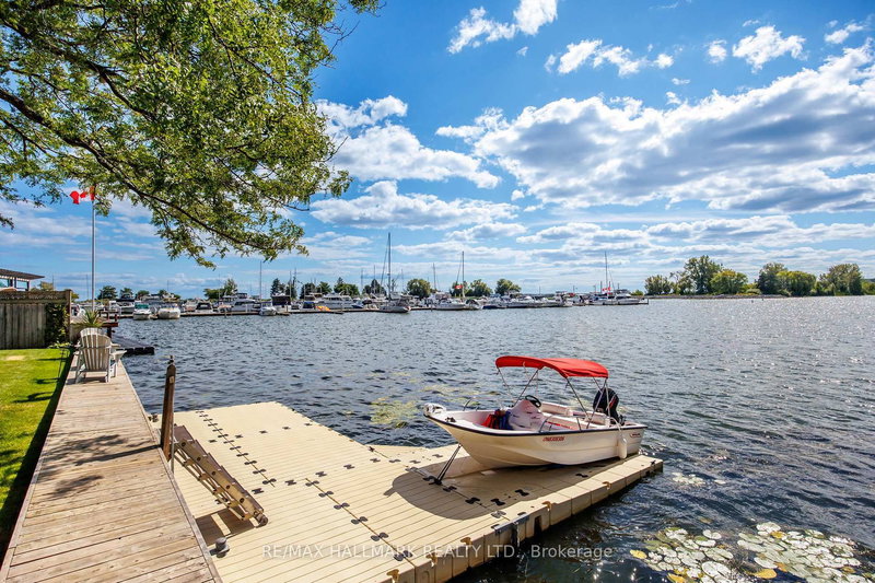 1275 Wharf St, Pickering, L1W 1A2 | Image 3