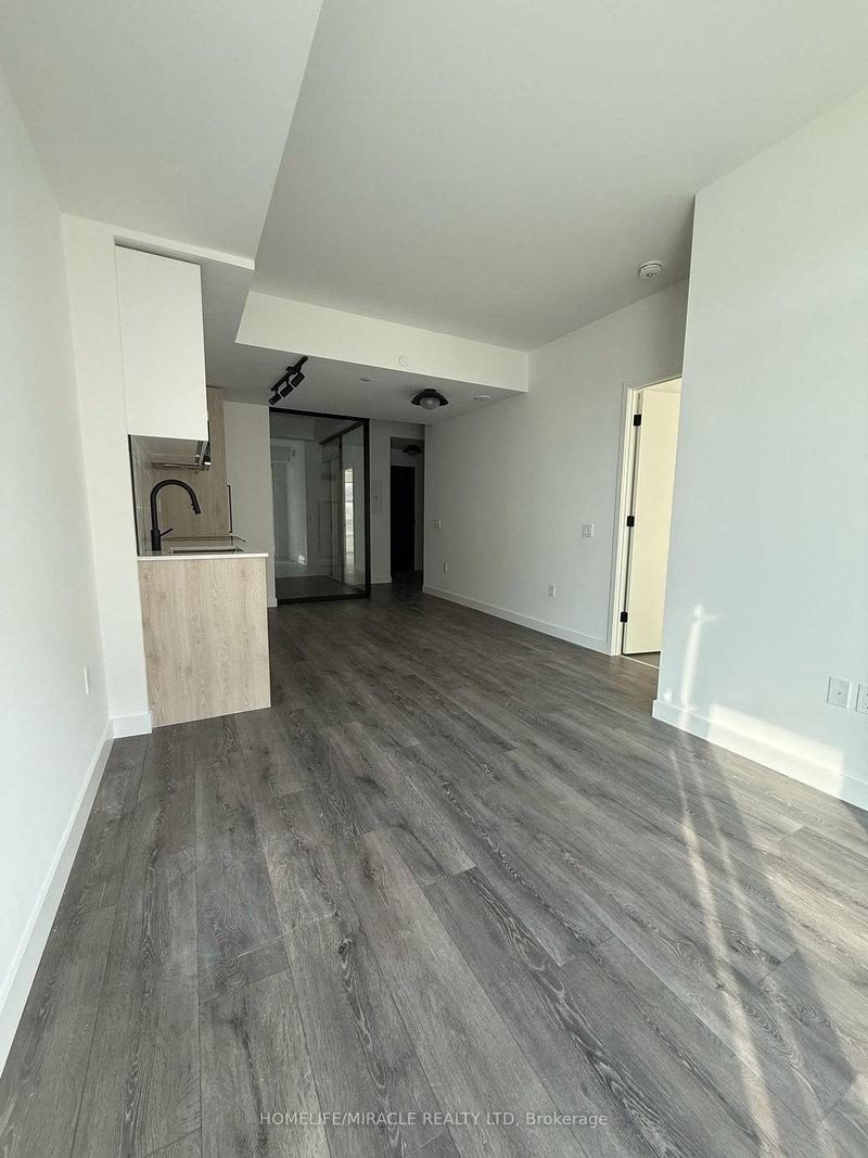 home for lease on 405-1635 Military Trail