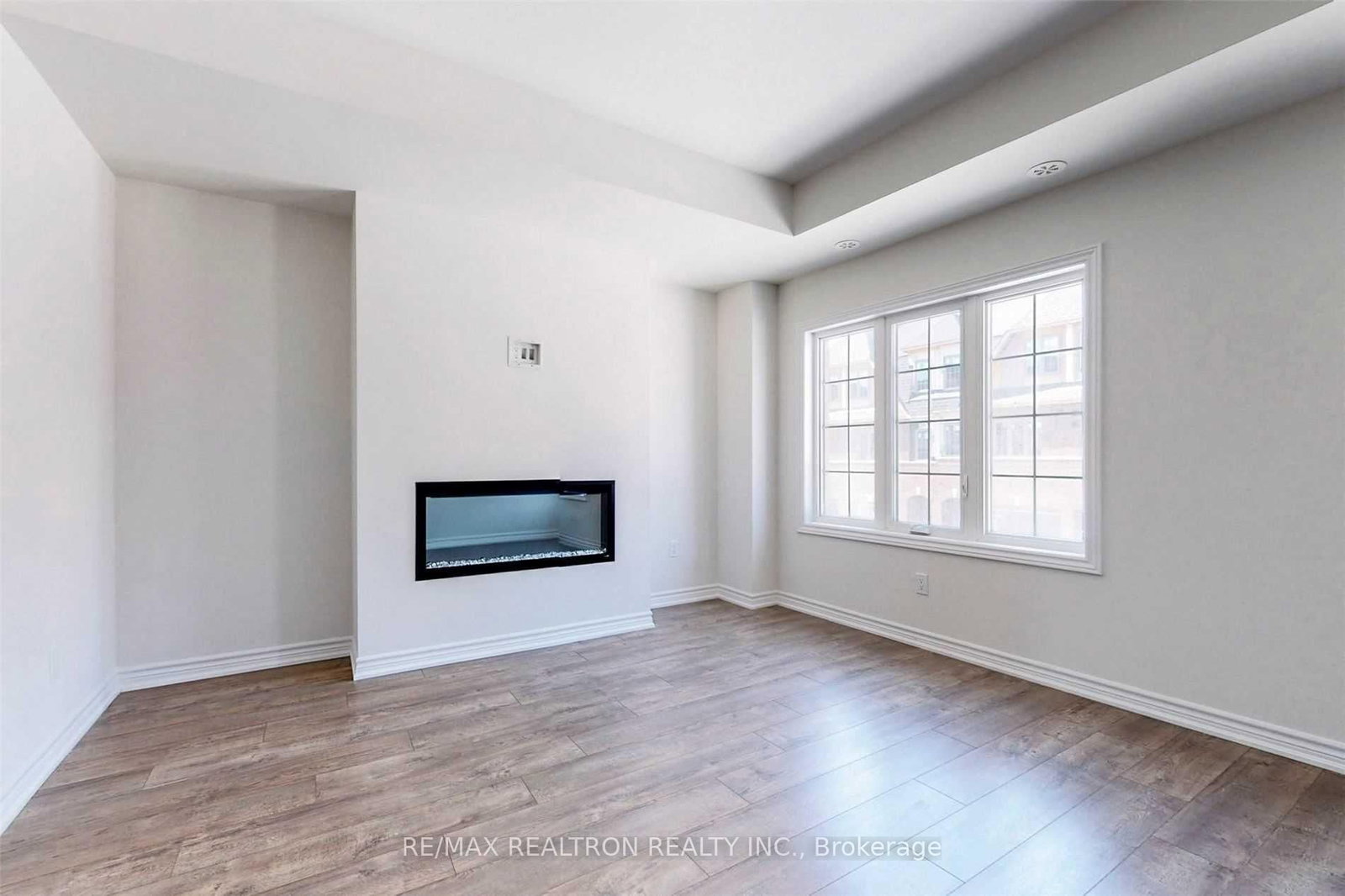 Townhouse for sale at 73-203 Royal Northern Path, Oshawa, Ontario, L1L 0R6 - Windfields - MLS: E12839298