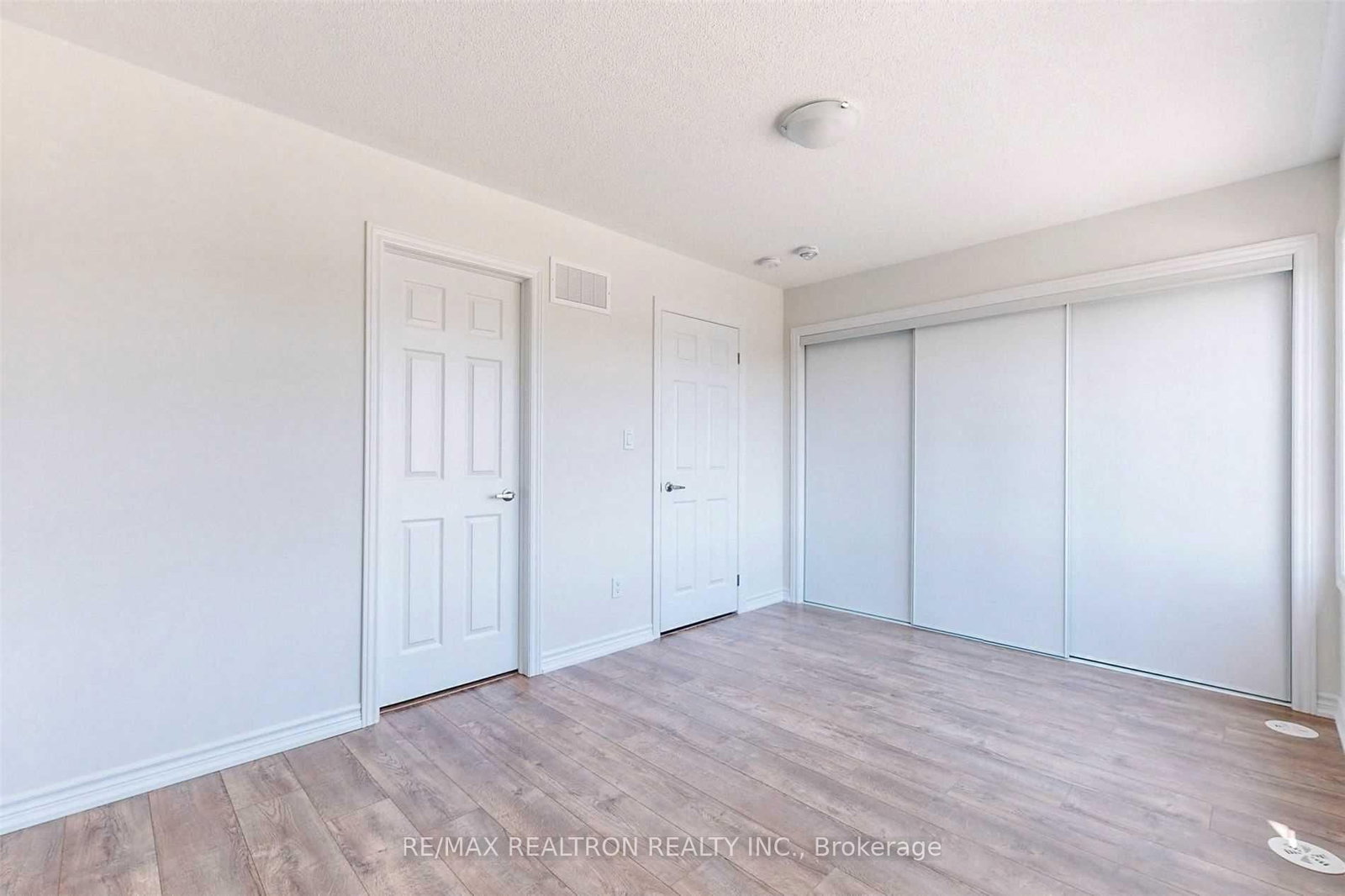 Townhouse for sale at 73-203 Royal Northern Path, Oshawa, Ontario, L1L 0R6 - Windfields - MLS: E12839298