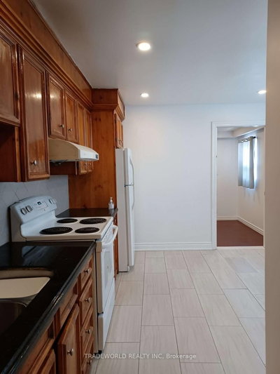 Main Fl - 765 Gerrard St | Toronto | Image