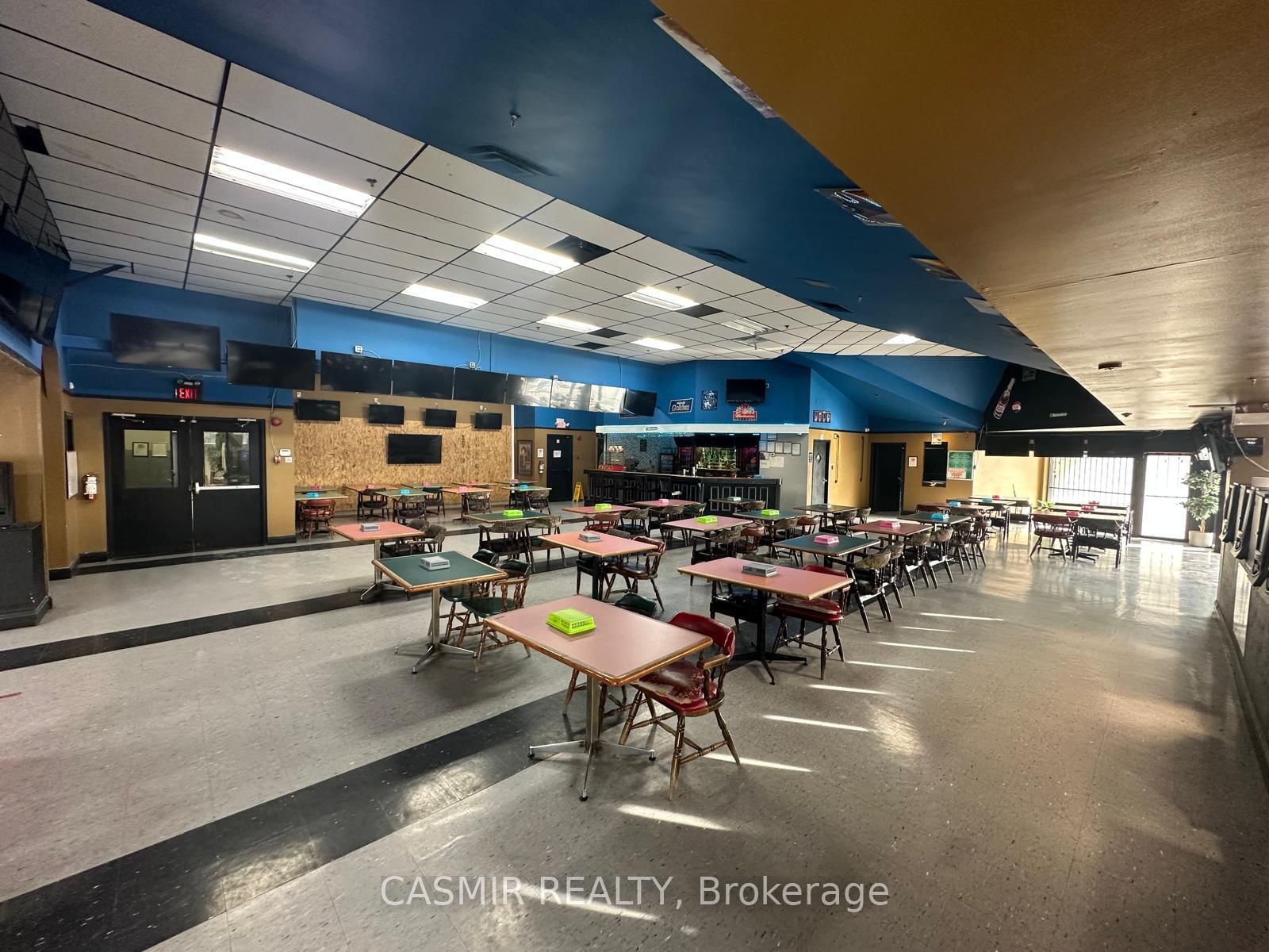 880 Ellesmere Road, Unit S301 - Photo 14