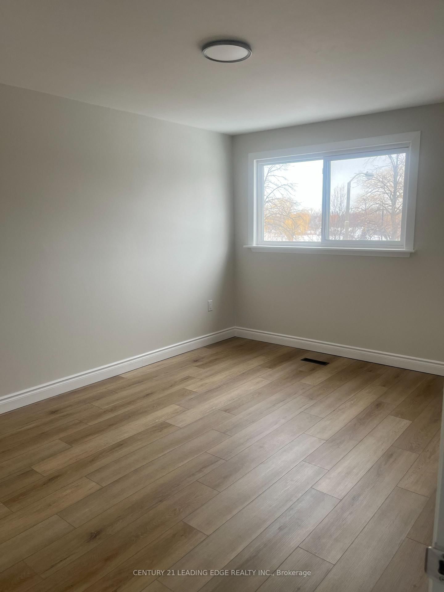 Townhouse for sale at 24 King Henrys Boulevard, Toronto, Ontario, M1T 2V4 - Tam O'Shanter-Sullivan - MLS: E12840472