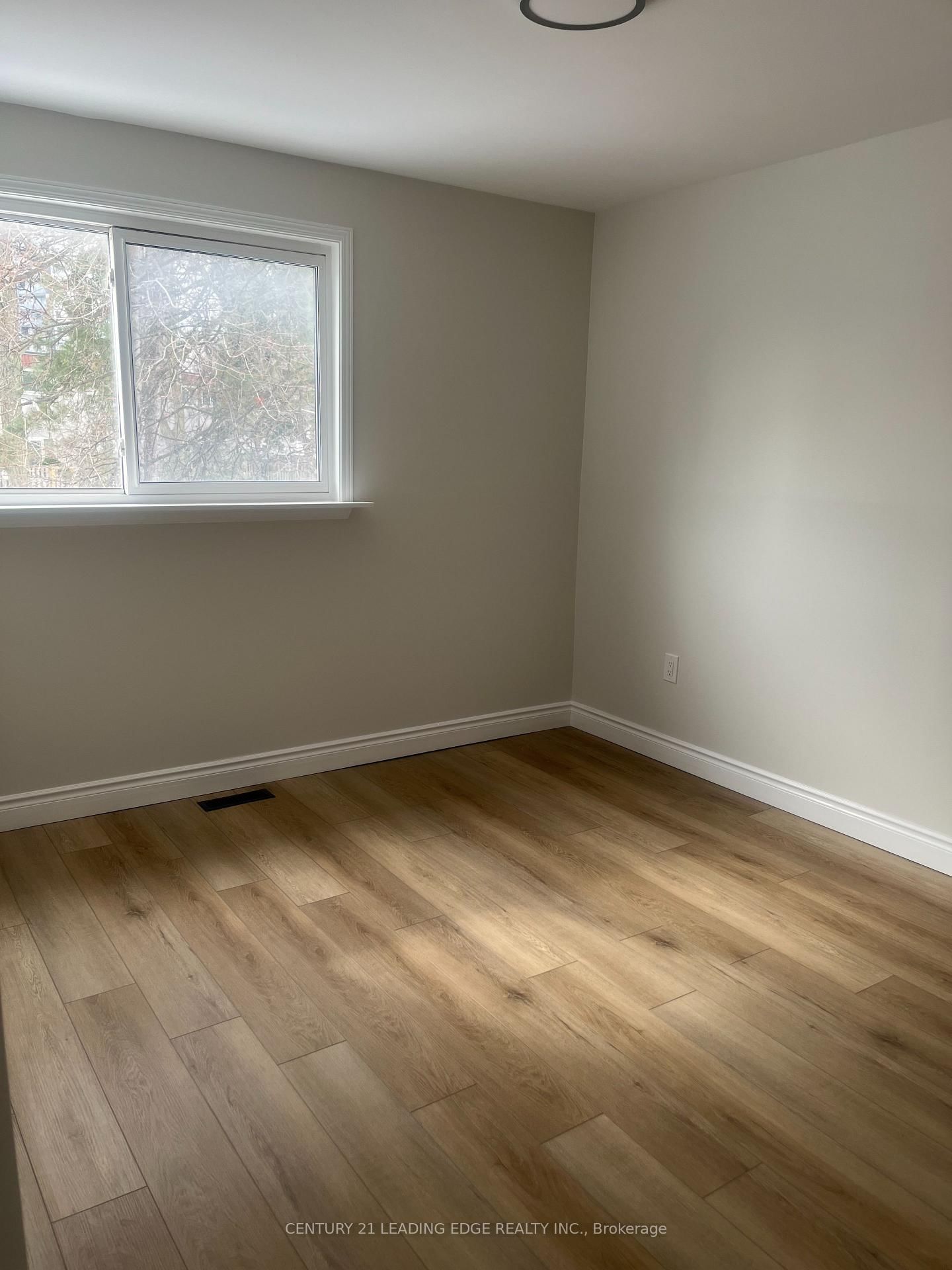 Townhouse for sale at 24 King Henrys Boulevard, Toronto, Ontario, M1T 2V4 - Tam O'Shanter-Sullivan - MLS: E12840472