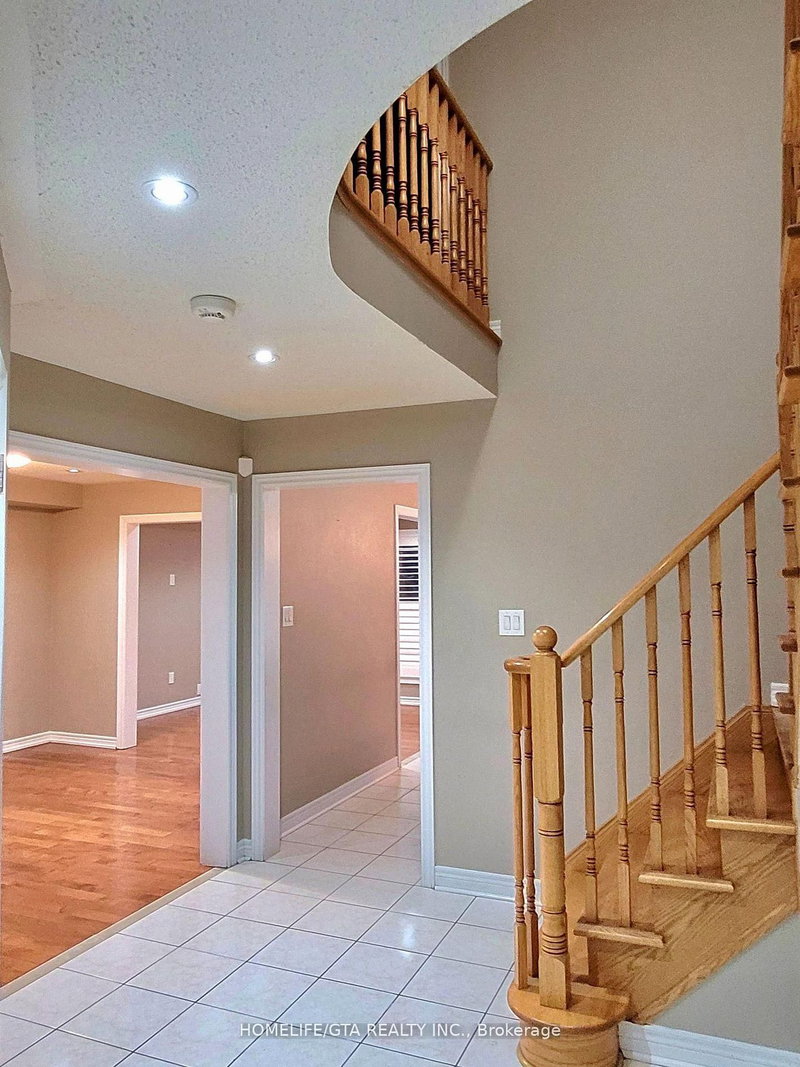 43 Snowy Owl Way, Toronto, M1X 0B4 | Image 2