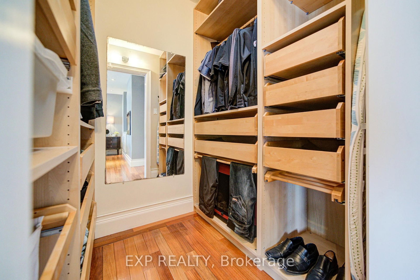 Detached House for sale at 47 Brenda Crescent, Toronto, Ontario, M1K 3C5 - Kennedy Park - MLS: E12840582