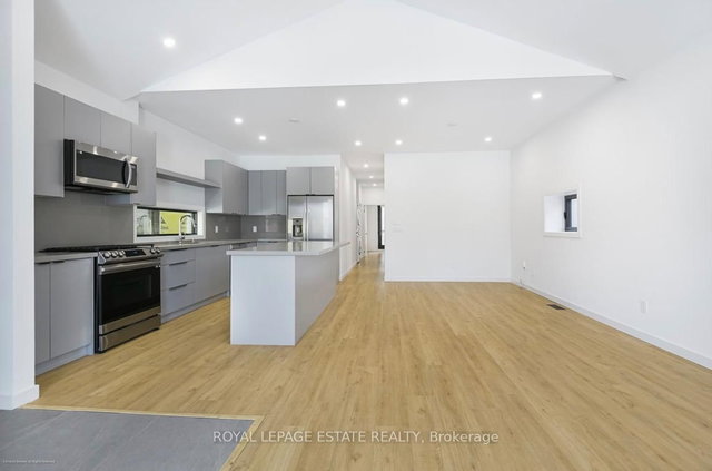 MAIN FLOOR - 506 Scarborough Road