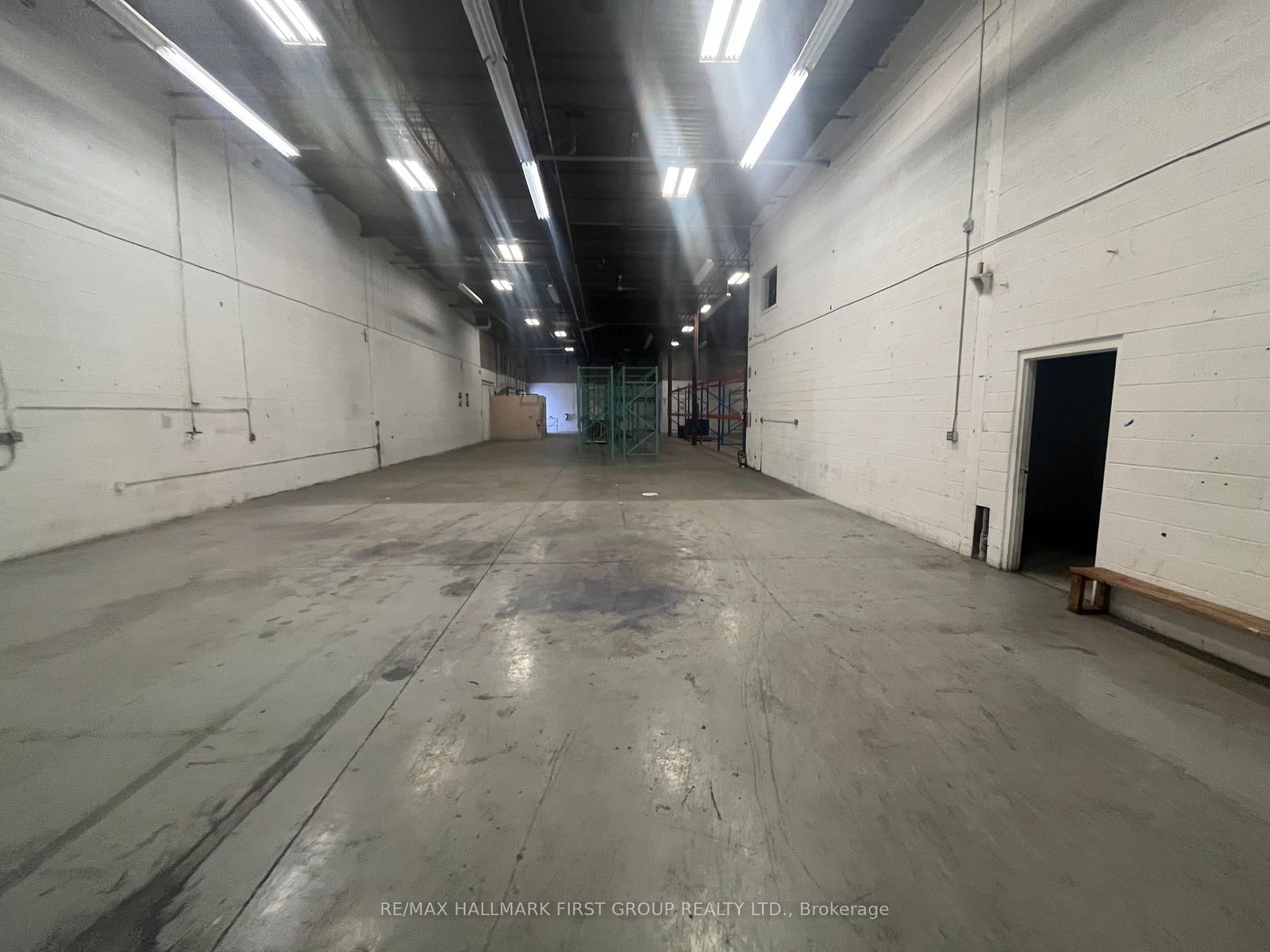 293 Clements Road W - Photo 3