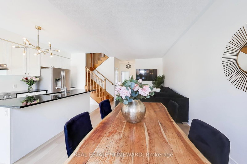 2608 Cerise Manr, Pickering, L1X 0G8 | Image 2