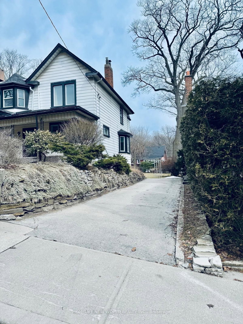 2nd floor - 37 Kingswood Rd, Toronto, M4E 3N4 | Image 2