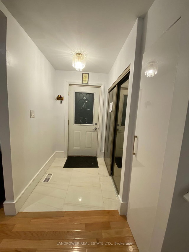 Main Floor - 898 Reytan Boulevard