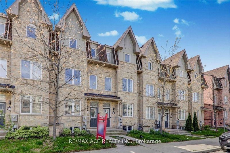 43 Kawneer Terr, Toronto, M1P 0C2 | Image 2