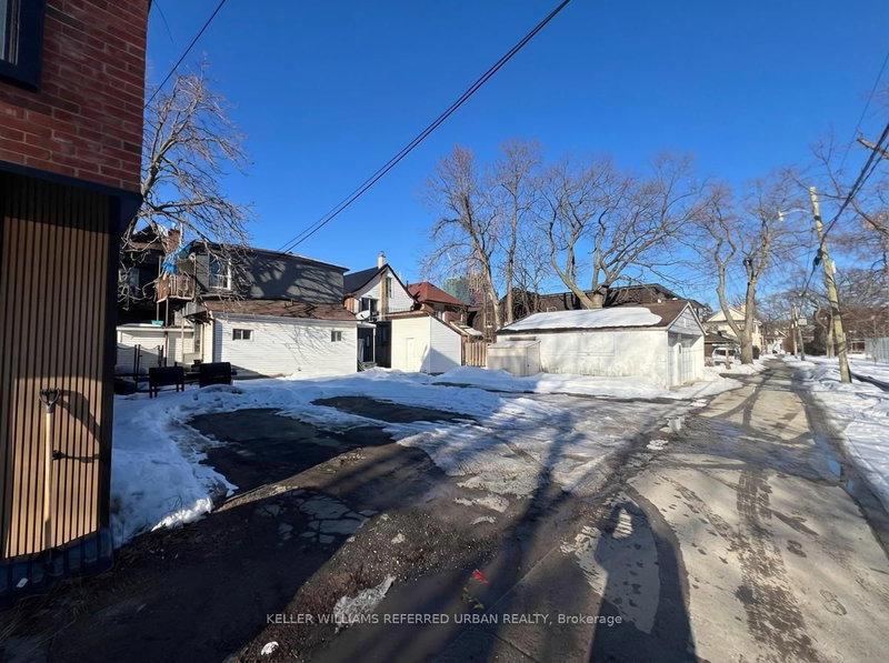 2139 Gerrard St E, Toronto, M4E 2C1 | Image 2