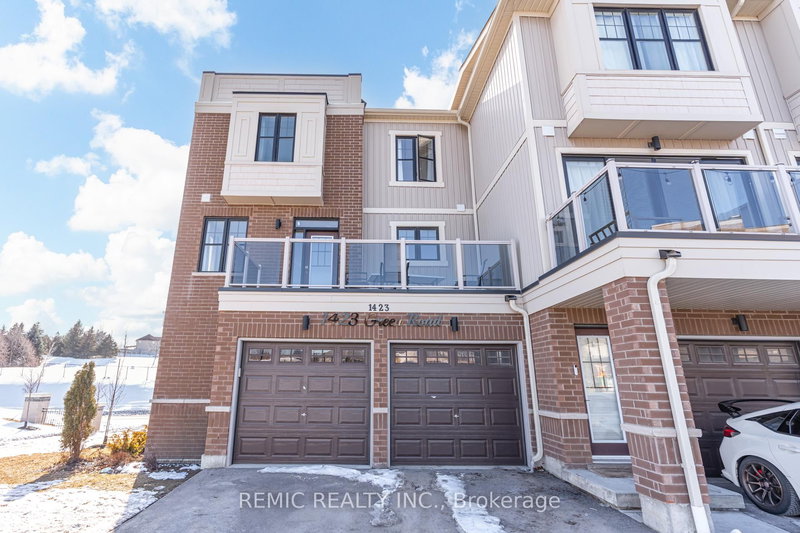 1423 Green Rd, Clarington, L1C 7E8 | Image 3